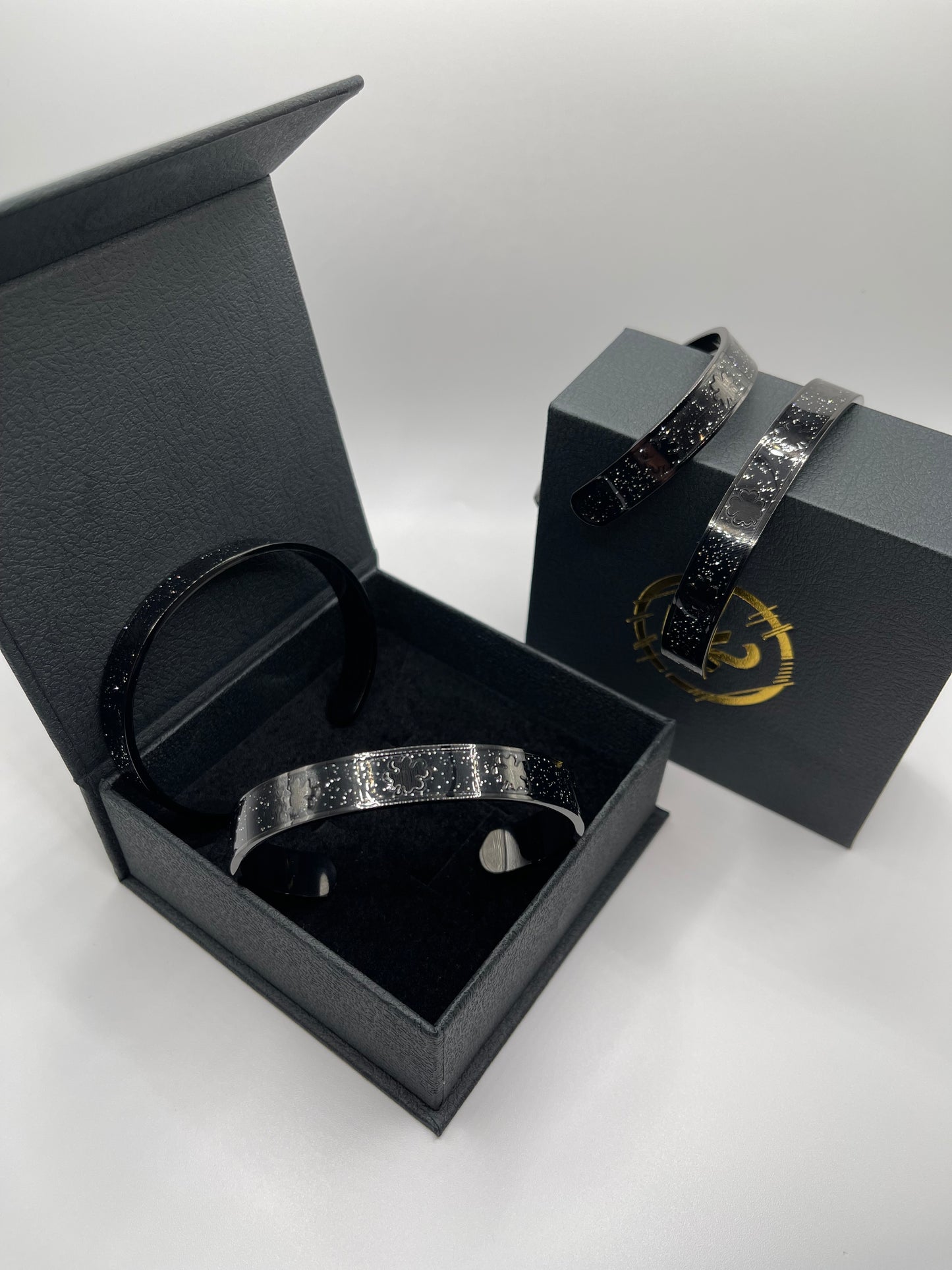 MLP Full Black Clover Bracelet π