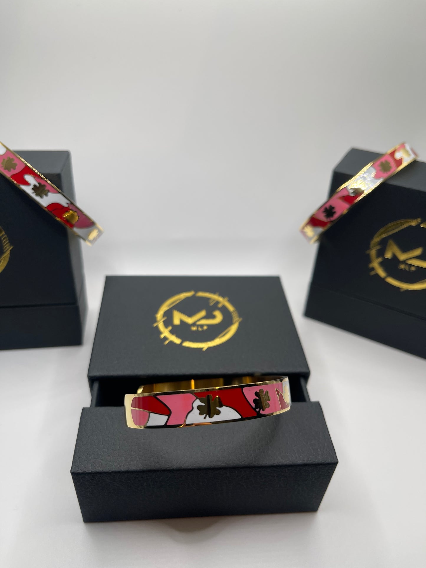 Clover Bracelet Pink Camo π