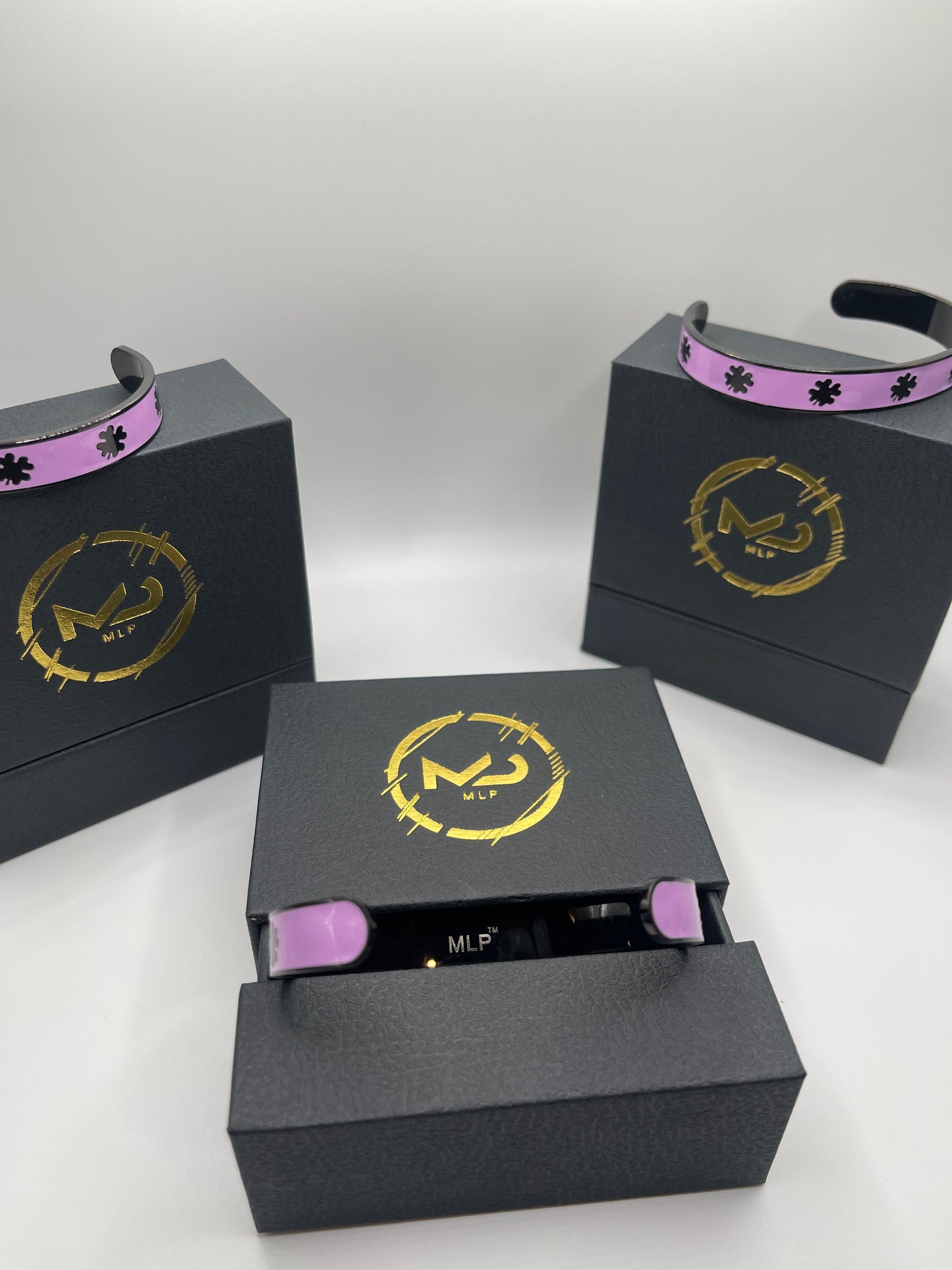 Clover Bracelet In Purple & Black🍀