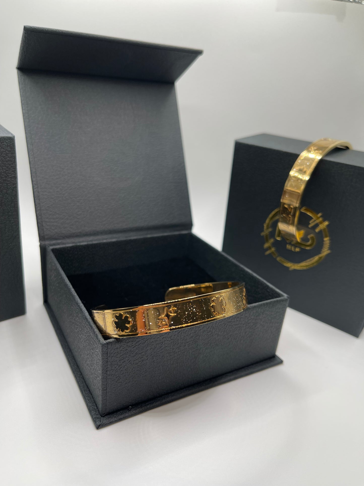 MLP 777 Clover Bracelet In Gold