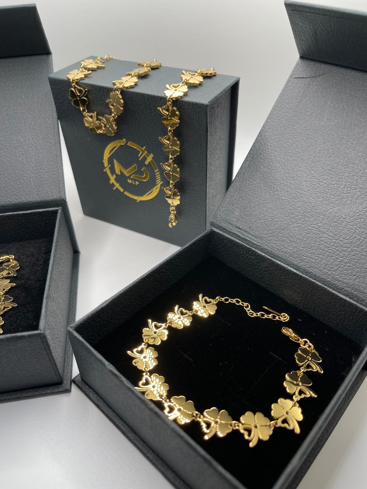MLP Gold Clover Bracelet, 10 Motifs